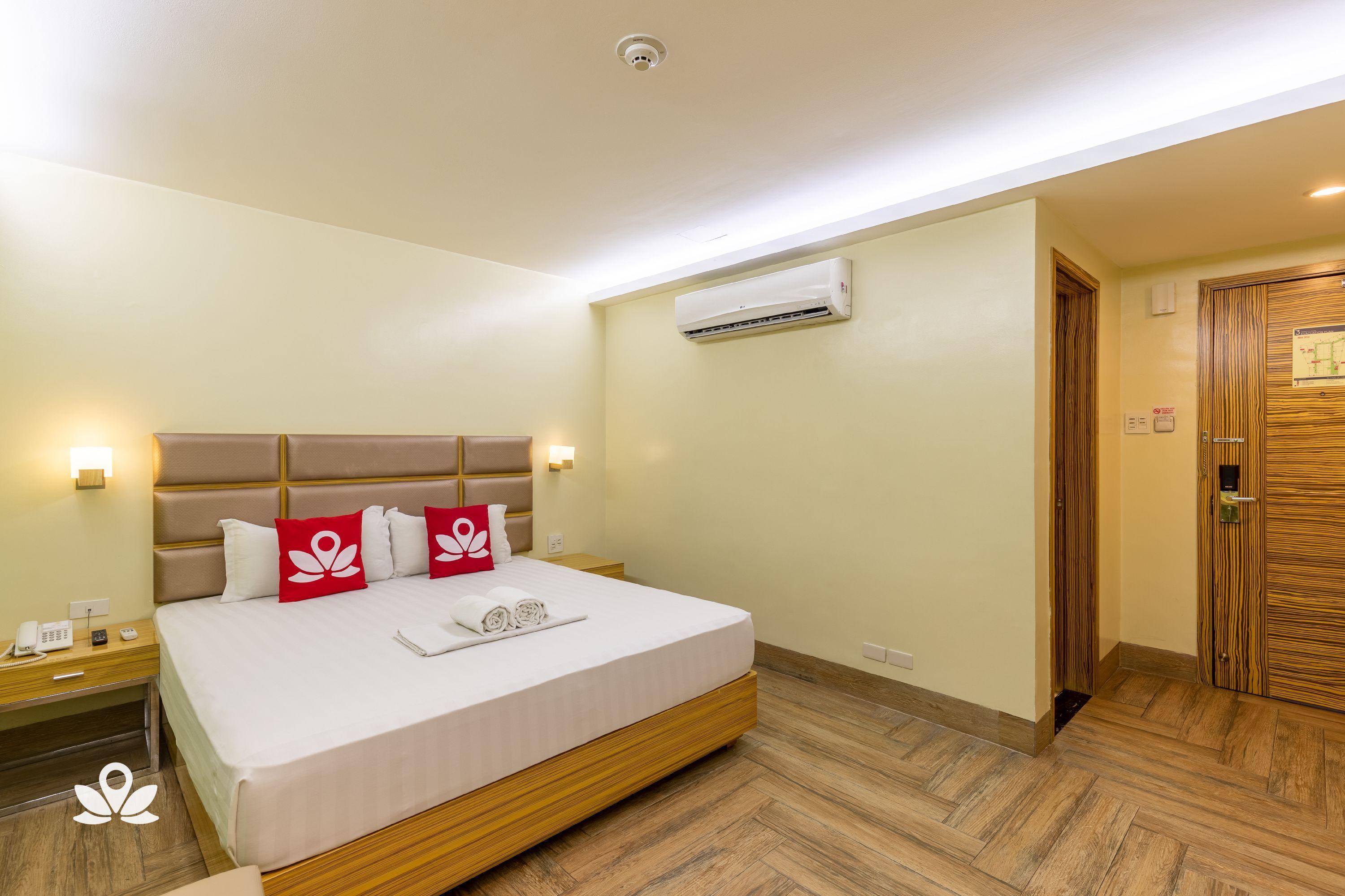 Sun Star Grand Hotel Manila Exterior photo
