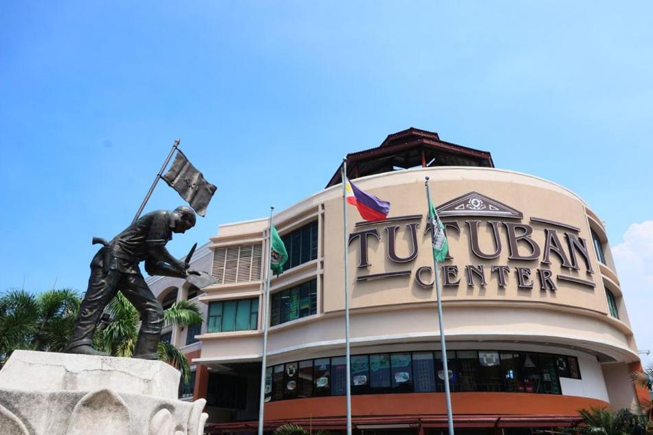 Sun Star Grand Hotel Manila Exterior photo