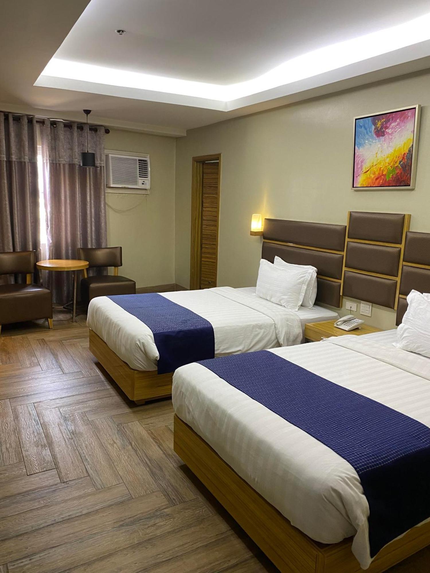 Sun Star Grand Hotel Manila Exterior photo